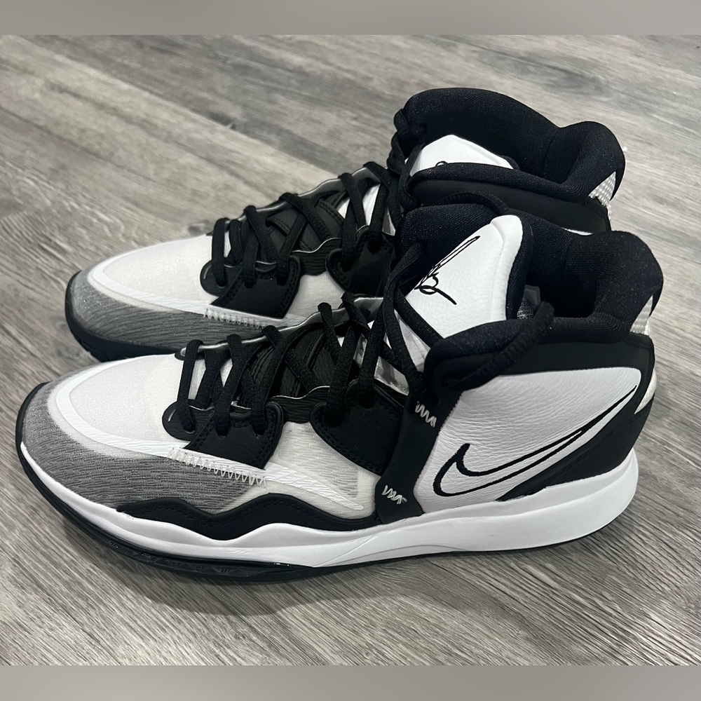 Nike Kyrie Infinity TB White Black Mens Basketball Shoe